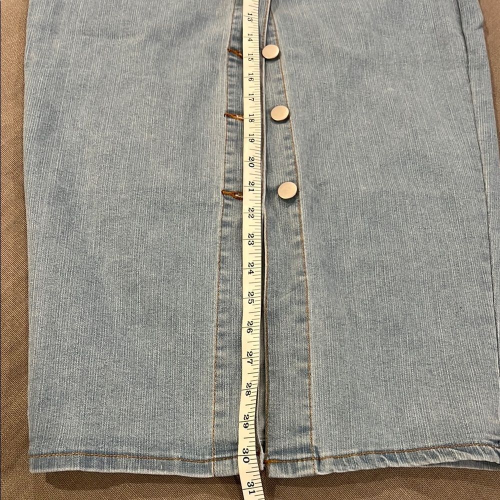 SHEIN Light Blue Button-Front Denim Pencil Skirt - Picture 4 of 6